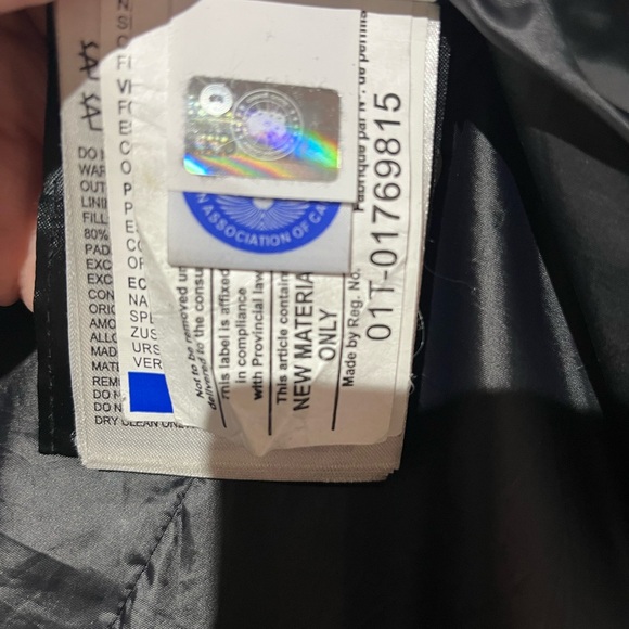 Canada Goose Jacket - Picture 16 of 16